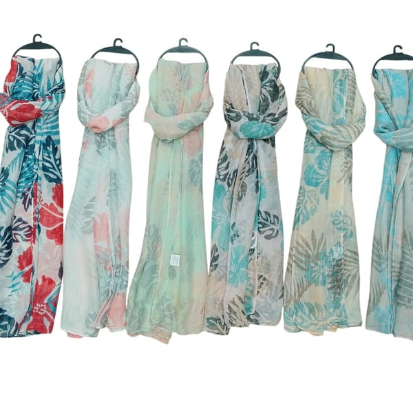 modacool-chalinas-estampado-botanico-surtidas-fondo-blanco.jpg