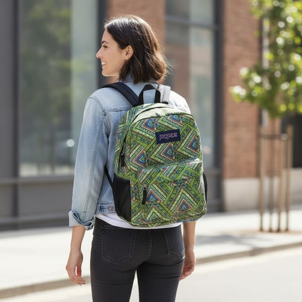 modacool-mochilas-urbanas-estampadas-surtidas-comercial-1.jpg