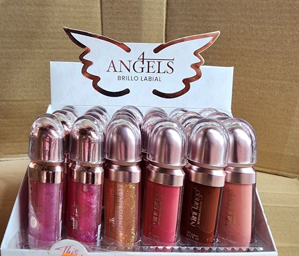 Caja exhibidora con brillos labiales 4 Angels en tonos rosados, dorados y nudes