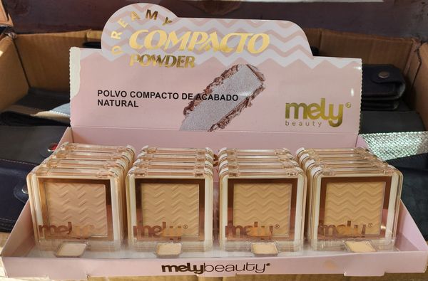 Caja exhibidora de polvo compacto de acabado natural Mely Beauty