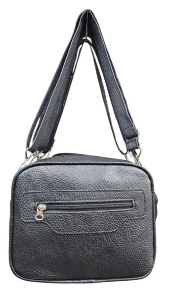 Bandolera de ecocuero negro texturizado con bolsillo frontal con cierre y correa regulable