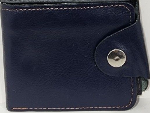 Billetera Compacta con Broche