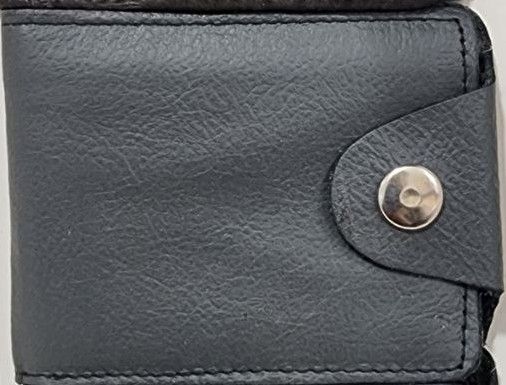 Billetera Compacta con Broche