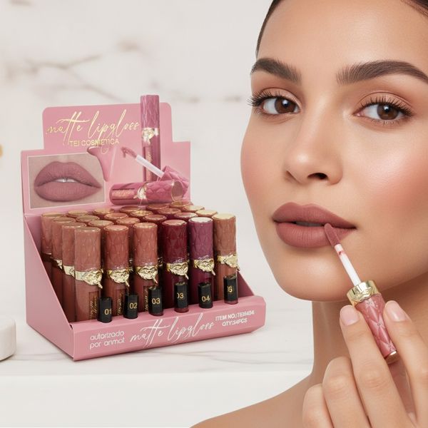 Exhibidor de brillo labial mate TEI Cosmética con 24 unidades en varios tonos
