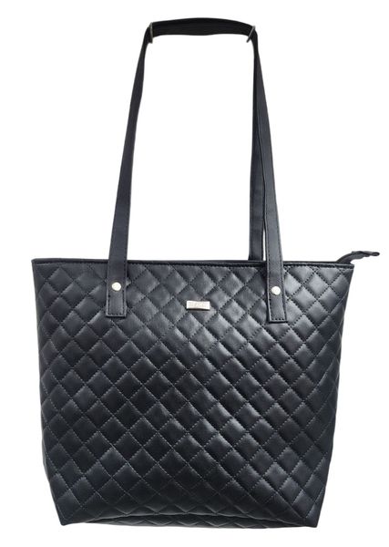 Cartera negra acolchada con tiras de hombro y cierre