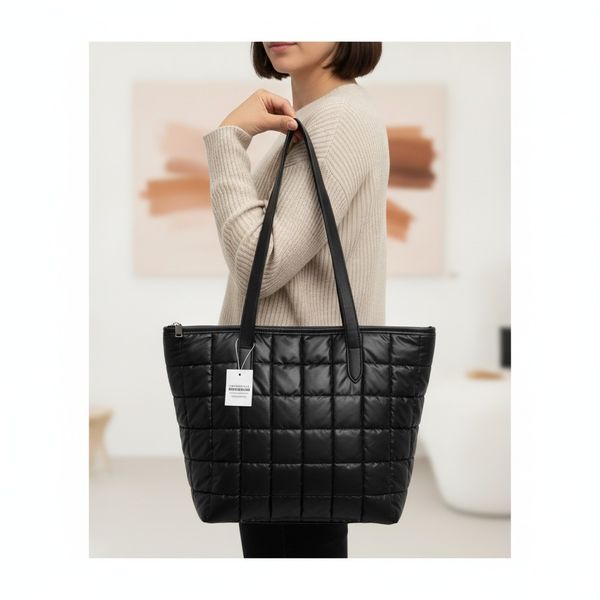 Carteras de hombro infladas estilo puffer matelassé en colores negro, gris y beige