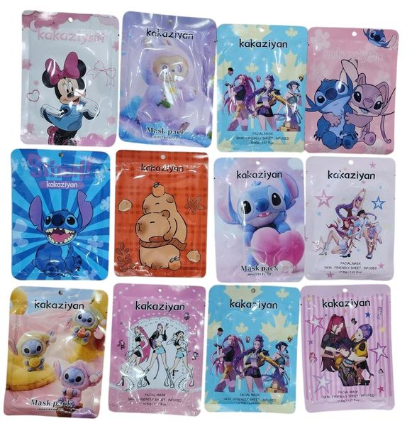 Surtido de doce sachets de mascarillas faciales Kakaziyan con distintos diseños animados de personajes