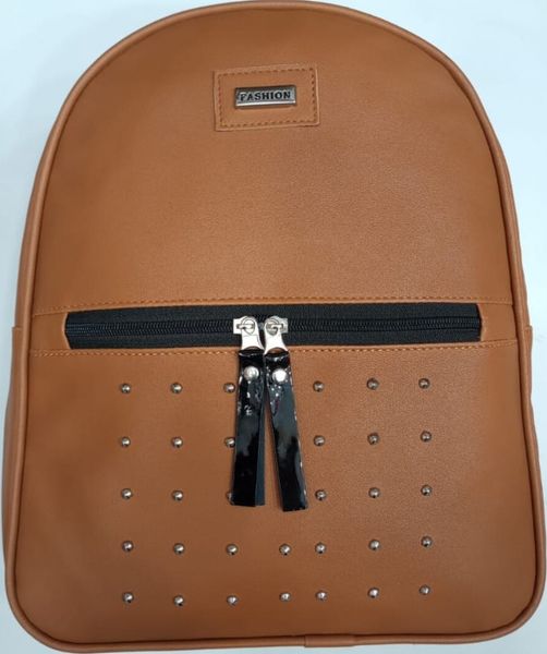 Mochila Urbana Con Tachas