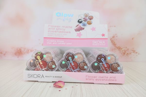 Exhibidor con paletas de sombras para ojos en forma de flor Skora Glow Vibes