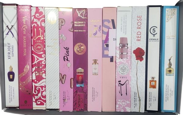 Caja exhibidora con perfumes miniatura surtidos de 35ml