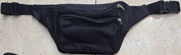 Riñoneras Negras  grandes