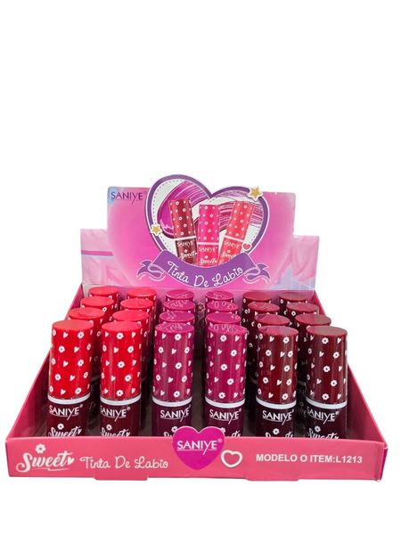 Caja exhibidora de tintas para labios marca Saniye Sweet en varios tonos