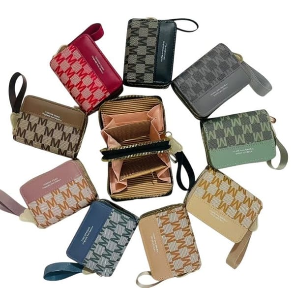 Billeteras Compactas con Monograma