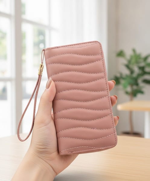 Billeteras Matelasé Onduladas Surtidas