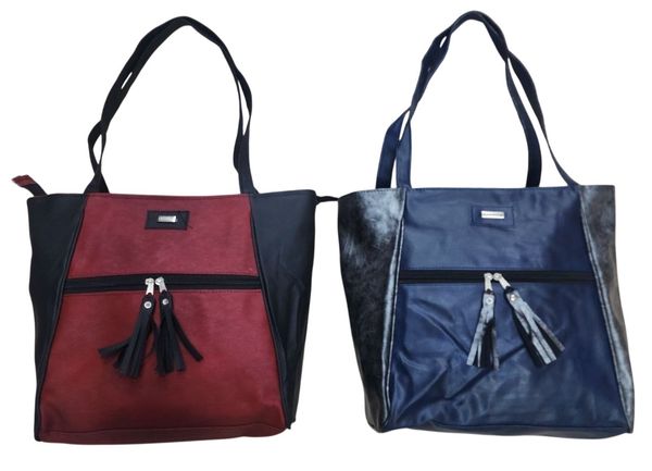 Carteras de hombro combinadas con bolsillo frontal y borlas decorativas