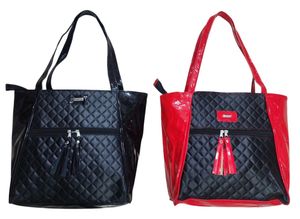 Cartera Matelaseada Charol Flecos