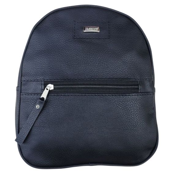 Mochila urbana negra con bolsillo frontal con cierre