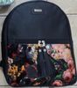 Negro con estampado floral