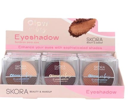 Exhibidor con paletas de sombras para ojos marca Skora Glow Vibes