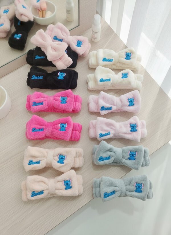 modacool-vinchas-skincare-plush-stitch-comercial-1.jpg Vinchas Skincare Plush Stitch